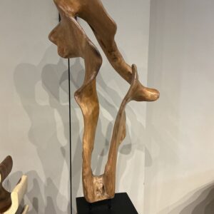 Art sculpture on metal base 001