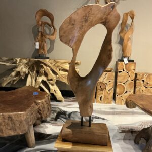 Art sculpture with wooden base 004