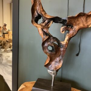 Art sculpture with wooden base 009