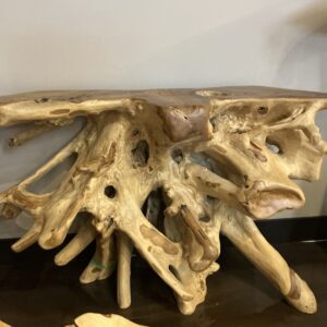 Medium console table